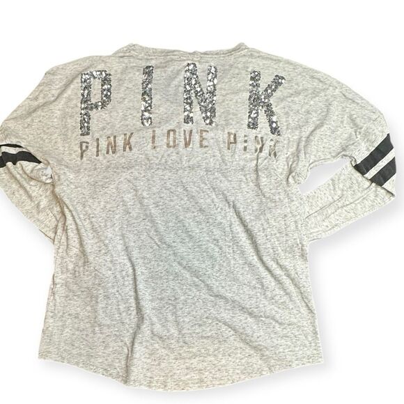 PINK VICTORIA’S SECRET Women’s Gray Black Sequin Logo Long Sleeve Tee Size Small - Picture 2 of 4